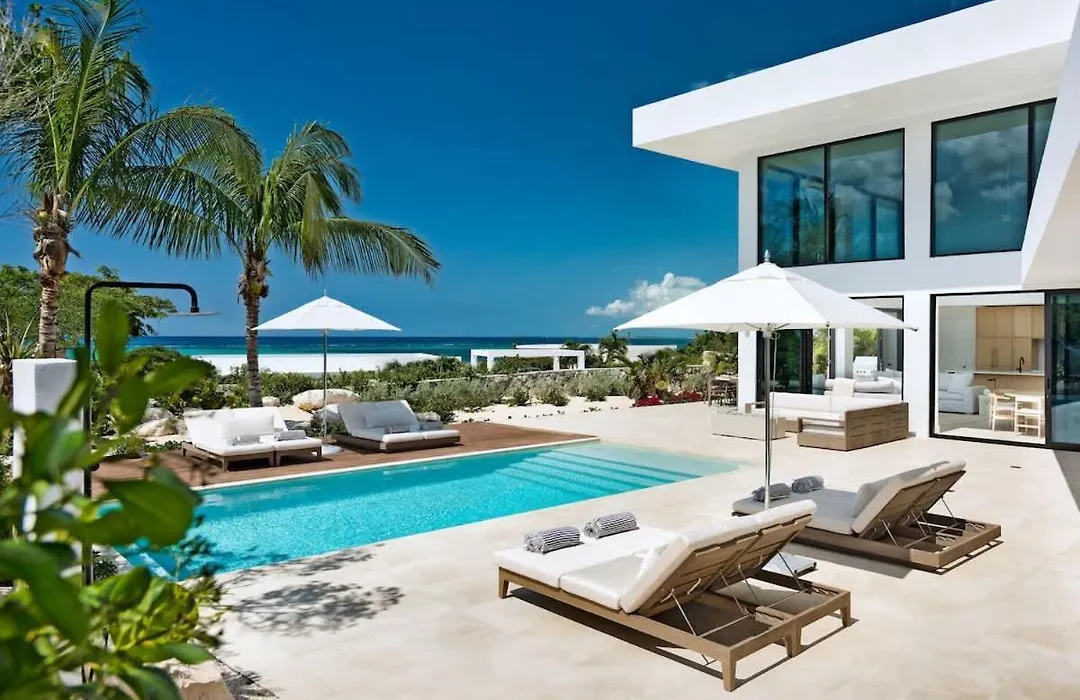 Beachwood Villa-1